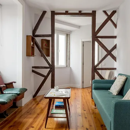 Joivy Inviting Flat Next To Carmo Convent Apartment Lisbon Exterior photo